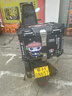 星骑侠裂行pcx160摩托车尾箱uy125uu铝合金尾箱巧格i电动车小牛n1后备箱 45熊猫大师黑+内衬+靠背+碳座 实拍图
