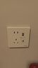 施耐德电气 五孔带USB+type-C 电源充电插座面板 86型暗装插座 皓呈奶油白色 实拍图