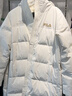 FILA 斐护科技|斐乐女装长款羽绒服冬季休闲简约连帽保暖羽绒外套 云菇白-WT 160/80A/S 实拍图