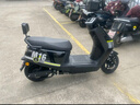 五羊【官方正品】2025款电动摩托车NFC解锁大功率电动车俩轮代步电摩男女时尚电动踏板车 骑士黑/速度50M/前碟后鼓/靠背板 72V26A/全新石墨烯电池/木架发货 实拍图