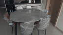 上林春天 亮光岩板餐桌椅组合 现代轻奢可伸缩吃饭折叠方桌中小户型洽谈桌 抗菌雪山白丨轻奢皮椅丨黑色框架 1.4米 餐桌+6椅【店长推荐】 实拍图