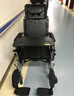 鱼跃(yuwell)手动轮椅车H008B全躺护理带坐便盆餐板钢管手动折叠老人 实拍图