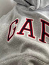 GAP女装2025秋季新款撞色Logo宽松抓绒套头连帽衫卫衣上衣792499 浅灰白 S (160/84A) 亚洲尺码 实拍图