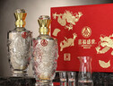 五粮液股份出品 官方授权 浓香型优级白酒 喜福盛世 52度 500mL 2瓶 礼盒装（内含酒具） 实拍图