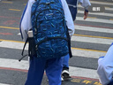 江博士（DR·KONG）小学生书包护脊减负背包初中生双肩包五六年级中学大容量高中减压 蓝色L码(建议身高150CM以上） 实拍图