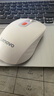 联想（Lenovo）无线蓝牙双模鼠标  便携办公鼠标 人体工程学设计 适用台式机一体机笔记本平板Howard白色 实拍图