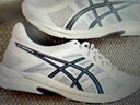 亚瑟士ASICS男鞋透气跑鞋运动鞋缓震舒适跑步鞋 GEL-CONTEND 4 白色/银色 42.5 实拍图