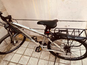 凤凰自行车成年人男女变速自行车青少年单车越野公路车学生山地自行车 钢架/全套轴承/建大轮胎/条轮灰 24速26寸【适合155-185cm】 实拍图