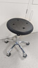 金扎特（ESD）J01防静电凳子升降旋转椅子工厂车间流水线学校实验室医院圆凳 J01H铝合金脚+轮子（42-56）加厚 实拍图