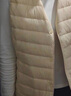 雪中飞经典新款基础舒适轻薄羽绒便捷短款保暖羽绒小马甲轻盈便携舒适 浅亚麻|7100-女 S 160/84A 实拍图