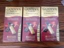 歌帝梵（Godiva）醇享进口扁桃仁黑巧克力90g 喜糖 休闲零食 伴手礼 独立包装  实拍图