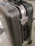 花瞳铝框行李箱男士商务次日达小型拉杆箱学生耐用皮箱女可坐人密码箱 深灰色【升级加厚充电铝框款】 20英寸 -登机箱-手提上飞机手拉箱 实拍图
