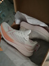 特步【云樱粉粉】两千公里三代女跑鞋缓震轻便耐磨体测运动鞋跑步鞋 实拍图