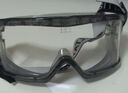 代尔塔 防护眼镜 防沙风护目镜 透明镜片 防冲击防雾防化防飞溅 骑行挡风眼罩101104 透明/黑色(防风防飞溅) 实拍图
