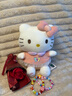 Hello Kitty正版凯蒂猫公仔玩偶毛绒玩具布娃娃靠垫抱枕 裙装蝴蝶款23cm 实拍图