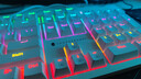 雷神（ThundeRobot）K104琉璃 有线电竞机械键盘混彩背光键盘电脑游戏笔记本办公家用全键无冲  无畏契约cs2 红轴 实拍图