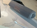 JBL CHARGE5 冲击波五代 便携蓝牙音箱+低音炮 户外防水音响 增强版赛道扬声器 男生礼物 灰色 实拍图