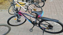 EG7山地自行车成人学生变速越野单车双减震赛车26寸青少年男女 辐条【加厚防滑轮-更安全】炫彩 26寸21速【适合：160-180CM】 实拍图