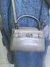 CHARLES&KEITH鳄鱼纹凯莉包手提斜挎婚包包女包生日礼物CK2-50270880-1 Ivory象牙色 S 实拍图