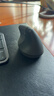 罗技（Logitech）Lift人体工学鼠标 垂直鼠标 小手鼠标 无线蓝牙鼠标 3台设备秒切换 带Logi Bolt接收器 黑色 实拍图
