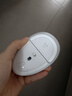 罗技（Logitech）Lift人体工学鼠标 垂直鼠标 小手鼠标 无线蓝牙鼠标 3台设备秒切换 带Logi Bolt接收器 白色 实拍图