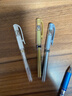 uni三菱（uni）耐水速记中性笔高光笔1.0mm签字笔UM-153金色 单支装 实拍图