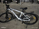 喜德盛（xds）山地自行车黑客350/旭日310 X6铝合金车架21速变速机械碟刹 黑客350白灰17寸（26款） 实拍图