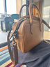 裘真【明星推荐】宽宽包植鞣牛皮休闲斜挎包手提保龄球包女 大象灰 实拍图