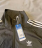 adidas情侣款复古风梭织立领夹克外套男女秋季阿迪达斯官方三叶草 岩层橄榄绿   XL 实拍图