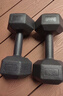 艾美仕（AiMeiShi）哑铃男士健身家用器材女练臂肌一对六角包胶亚玲环保套装组合学生 10KG 一副（左右手各5公斤） 实拍图