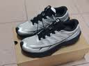 迈乐（Merrell）运动户外越野跑鞋VAST SKY长空男女款徒步鞋V底防滑轻量跑山鞋 MR2325101-01灰银 42 实拍图