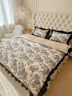 水星系列家纺新款简约风磨毛100S高支长绒棉四件套植物数码印花全棉床罩床笠用 洛丽塔-蓝 床裙款 1.8M 床单款 （被套200*230cm） 实拍图