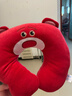 【京东物流】草莓熊u型颈枕迪士尼同款抱枕抱抱龙u型颈枕护颈枕 草莓熊（东大版） 实拍图