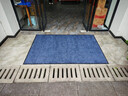居拾忆 七条纹防滑垫条纹地垫室外门口地垫pvc脚垫商用地毯入户门地垫可裁剪 七条纹灰色120*180cm 实拍图