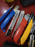美工刀大号壁纸刀办公裁纸刀手工刀电工介刀美工刀架颜色随机 美工刀3个装-颜色随机 实拍图