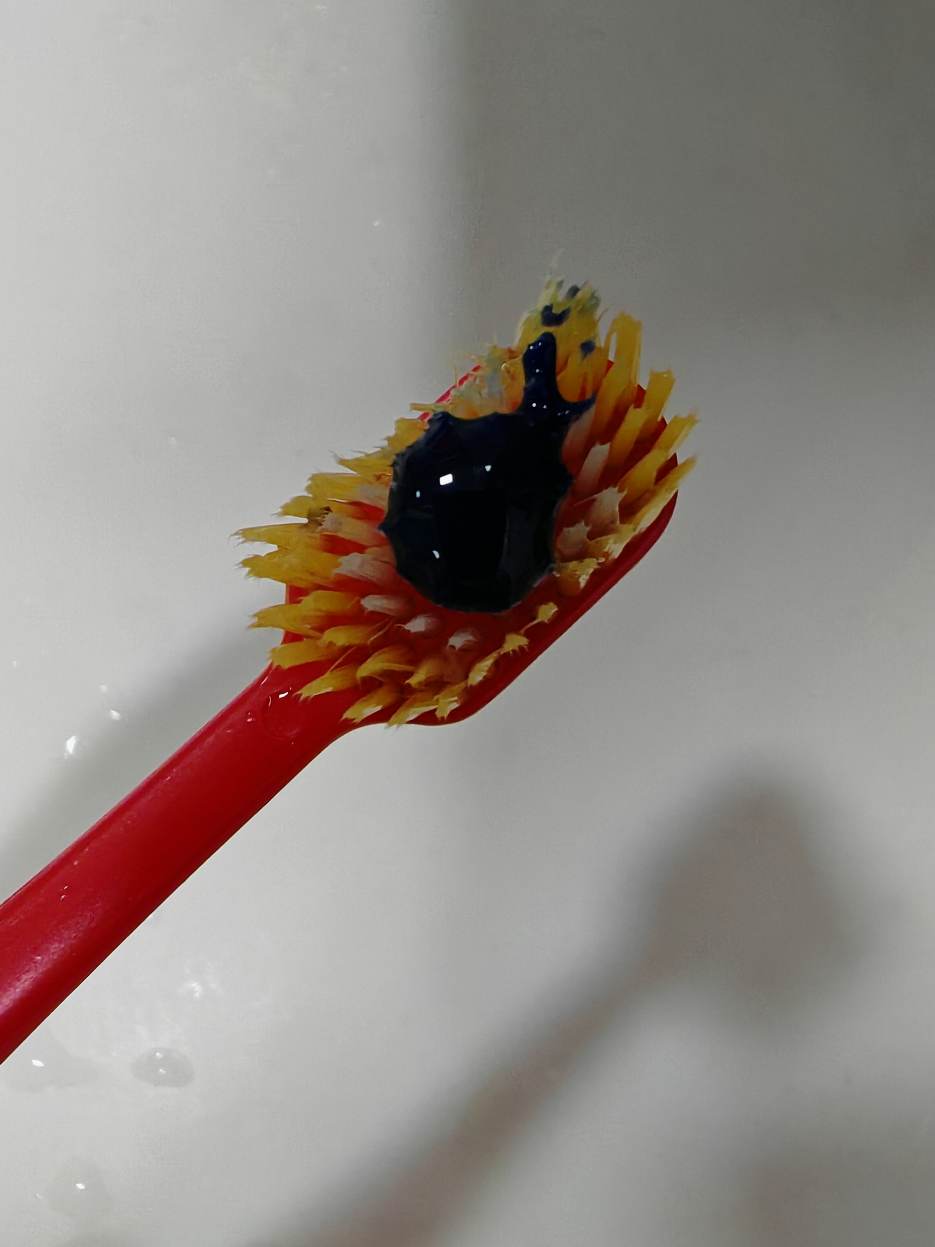 高露洁（Colgate）【IU同款】Purple色修美白精华液紫色修白亮白牙齿去黄去烟渍40ml 实拍图