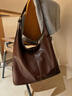 南风Chio2nd歌剧魅影托特包包女秋冬通勤单肩斜挎包简约百搭大气 棕色 实拍图