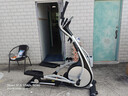 易跑YPOO椭圆机家用智能椭圆仪太空漫步自发电健身器材暴汗天鹅E2Pro 标准版-自发电/自适应大步距 实拍图