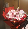 花艺湾鲜花同城配送玫瑰百合花束表白送女友老婆闺蜜生日礼物全国花店 19朵红玫瑰6朵粉百合花束 全国同城配送 留言送花日期 实拍图
