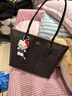 蔻驰（COACH）【品牌直供】女士大号大容量单肩手提托特包胡桃木拼黑色CBT20 实拍图