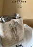 蔻驰（COACH）【新年礼物】奥莱女士女包经典标志ROWAN水桶包单肩斜挎包通勤 SV/沙黄色/灰褐色 实拍图
