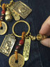 赵公明正财神随身金卡手机贴黄铜五帝钱葫芦挂件武财神令牌钥匙扣 【生肖虎】武财神黄铜令牌【带钥匙扣挂件】 五路财神招财进宝聚财手机贴护身符 实拍图