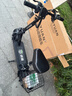 绿源【向往的生活推荐品牌】电动滑板车锂电池便携可折叠电动车成人两轮代步车迷你电动车 48V/黑色/110-130里/800W/智能AI/带座 实拍图