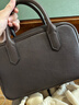 裘真【明星推荐】宽宽包植鞣牛皮休闲斜挎包手提保龄球包女 咖啡色 实拍图