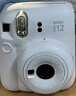 富士（FUJIFILM）instax  mini12 一次成像 立拍立得相机 mini12 绣球蓝 套餐五（官方标配+水晶壳+肩带+白边相纸20张） 实拍图