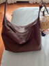 裘真【明星推荐】经典hobo包植鞣牛皮腋下通勤休闲饺子女包 咖啡色-大号 小包/大包 实拍图