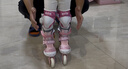 米高轮滑鞋儿童溜冰鞋直排轮可调尺码透气培训初级教学生用旱冰鞋MI0 粉K7套装(锁轮款) BFML S (推荐鞋码27-30内长17-19.5cm) 实拍图