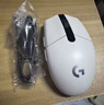 罗技（G）G304 LIGHTSPEED无线鼠标 游戏鼠标 轻质便携 绝地求生FPS鼠标英雄联盟LOL吃鸡 生日礼物 白色 实拍图