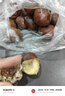 【东东农场专供】25年丹东新板栗生板栗炒菜专用新鲜蔬菜生鲜 丹东鲜板栗 1斤 送栗爪 实拍图