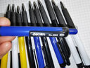 得力(deli)圆珠笔中油笔 0.7mm子弹头软胶握手原子笔按动笔 办公用品 黑色 36支/盒YZB-6546 实拍图